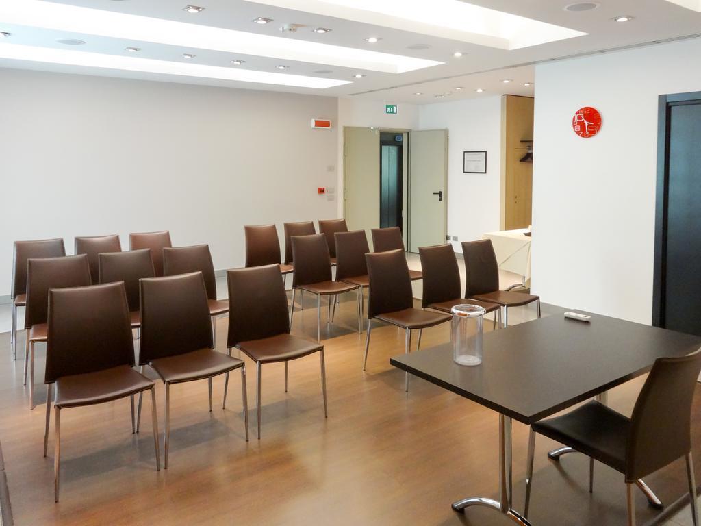Hotel Mito Ossona Ngoại thất bức ảnh