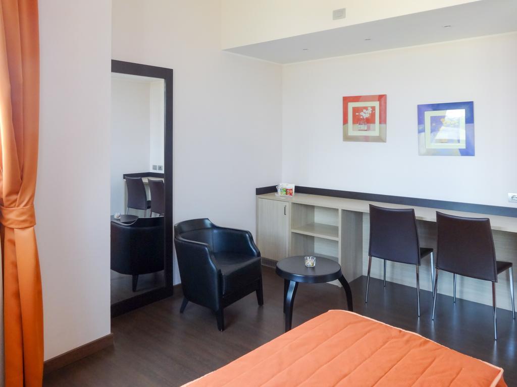 Hotel Mito Ossona Ngoại thất bức ảnh