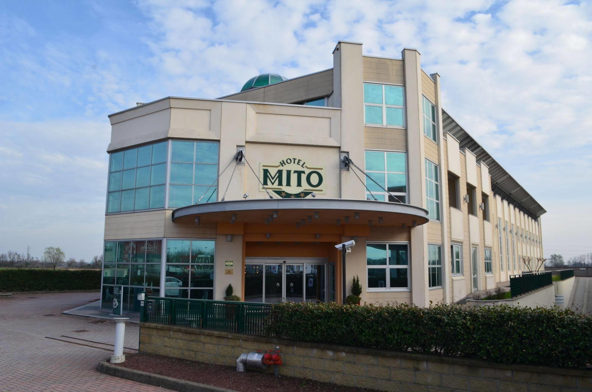 Hotel Mito Ossona Ngoại thất bức ảnh