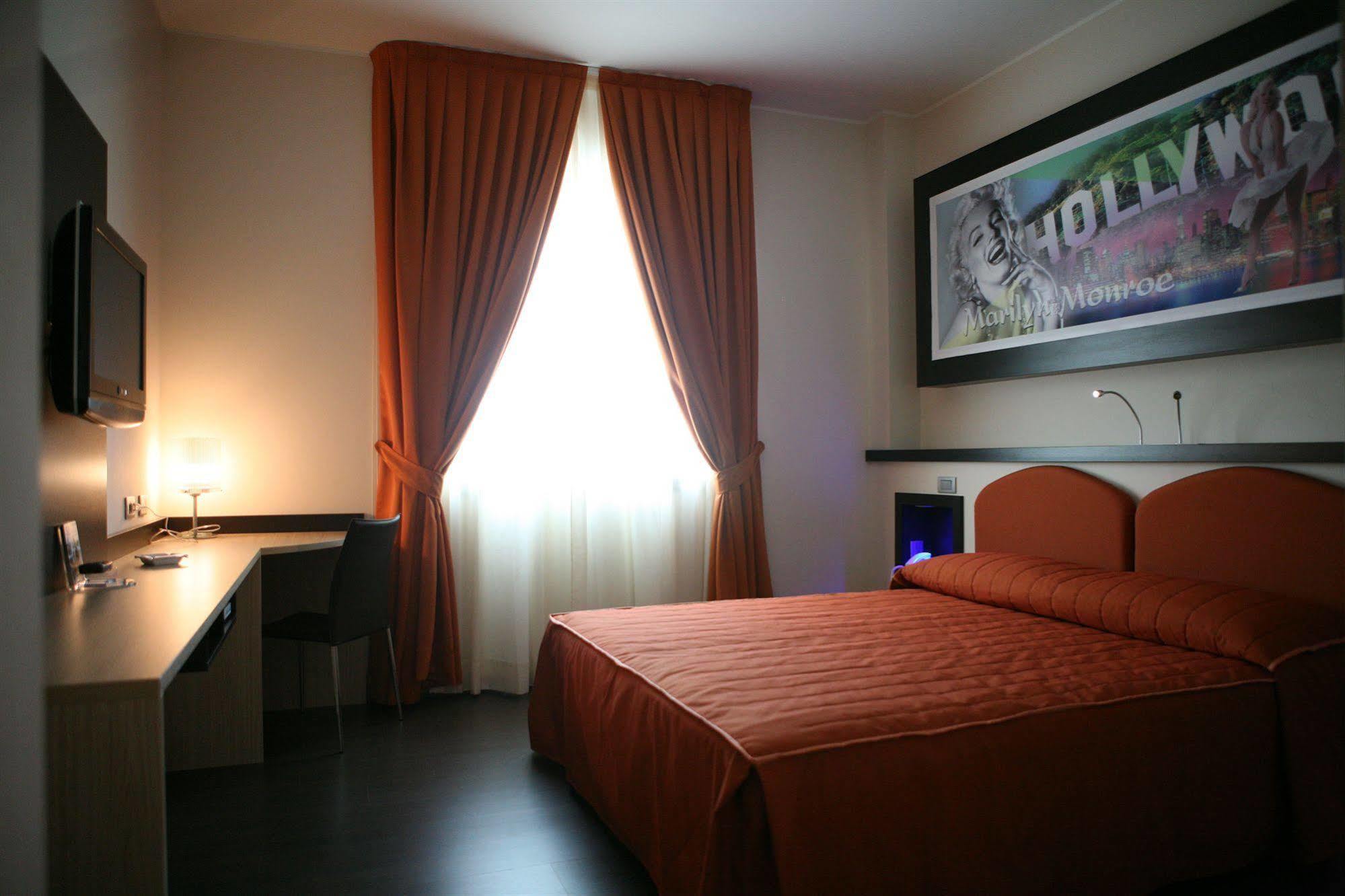 Hotel Mito Ossona Ngoại thất bức ảnh