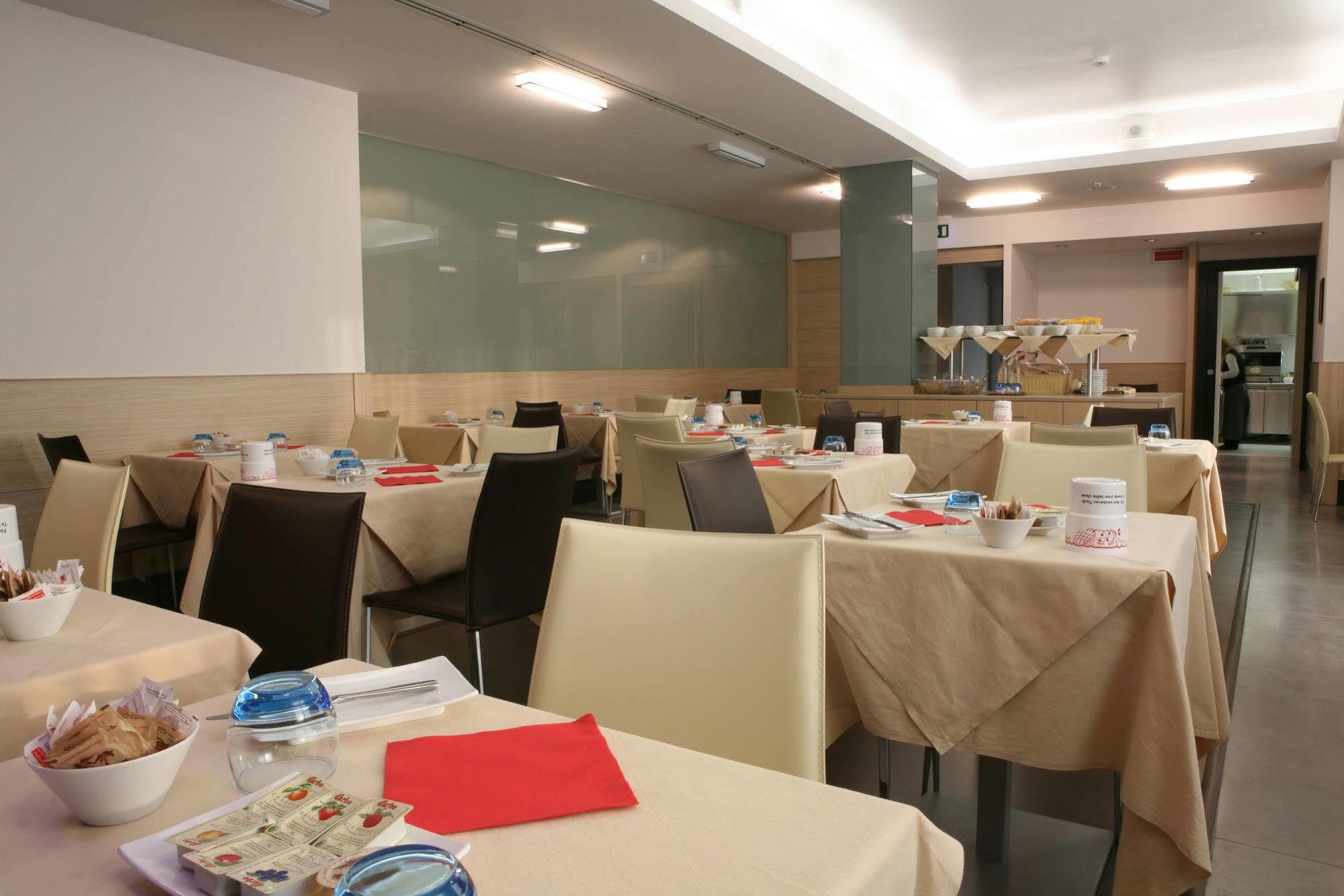 Hotel Mito Ossona Ngoại thất bức ảnh