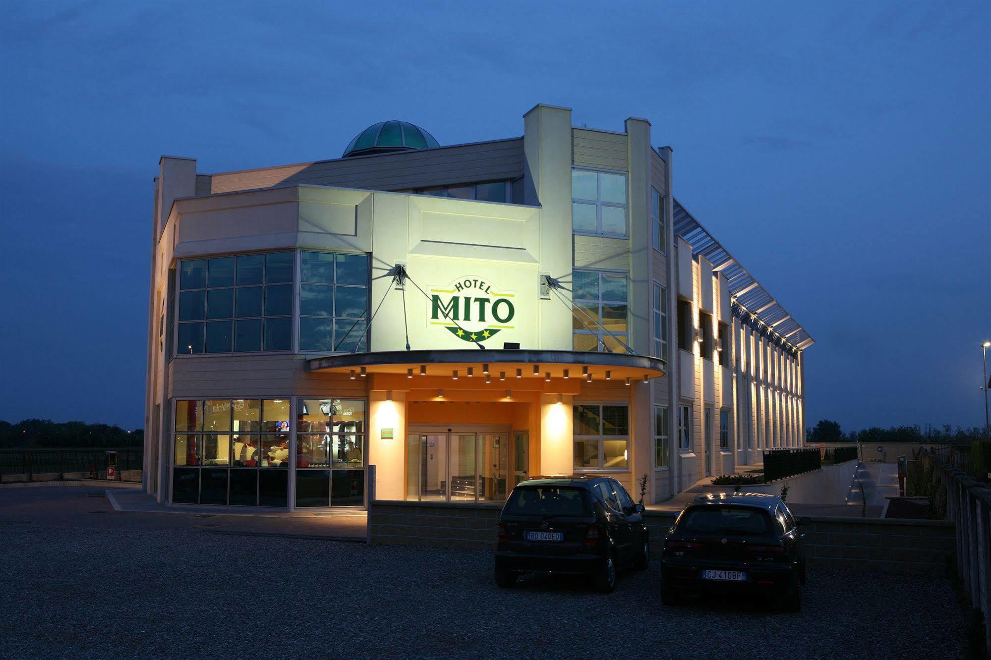 Hotel Mito Ossona Ngoại thất bức ảnh