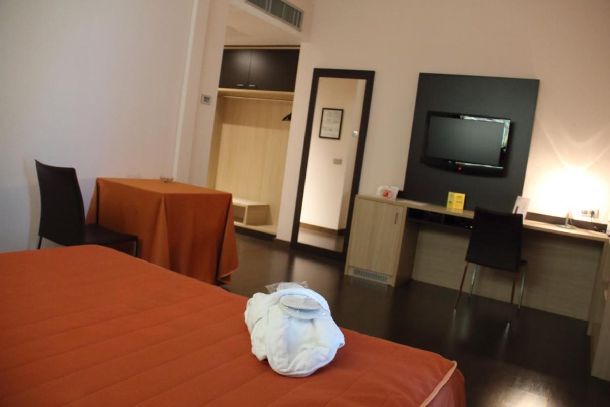 Hotel Mito Ossona Ngoại thất bức ảnh